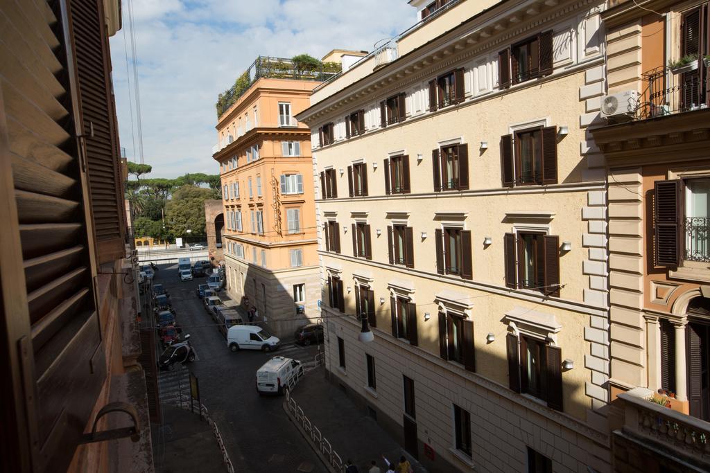 Relais Dolcevita Apartment Rome Exterior photo